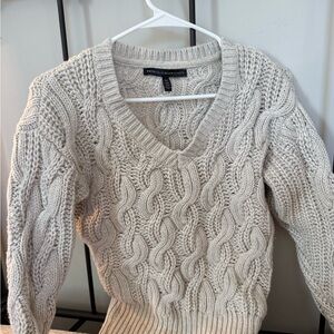 White House Black Market Women's V-Neck Cable Knit Sweater - Cream